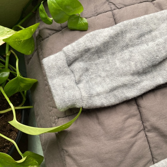 Grey Cardigan - Picture 2 of 3